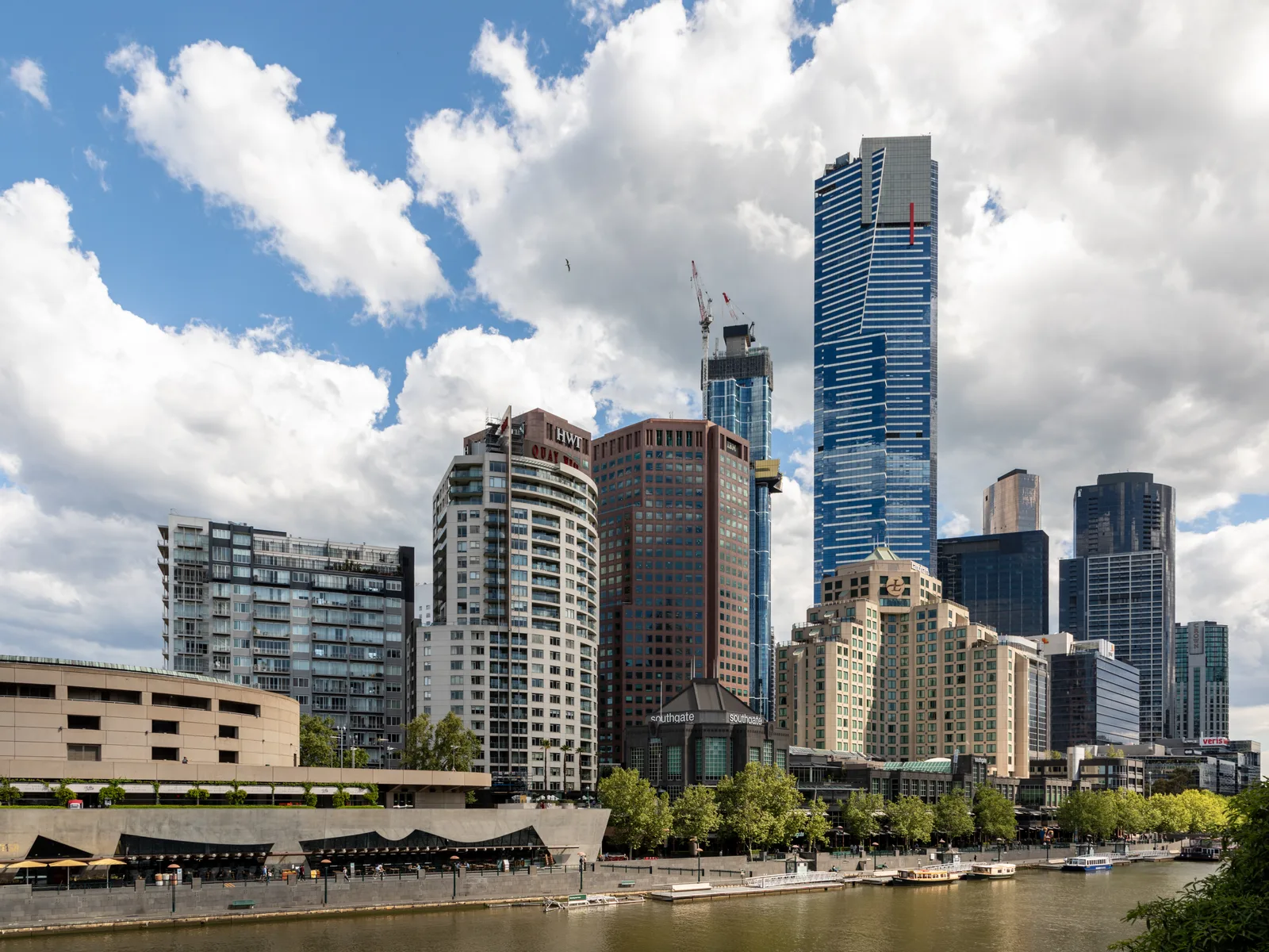 Licensed photograph relevant to 203–205 Normanby Road, Southbank; Photo: Dietmar Rabich / Wikimedia Commons (CC BY-SA 4.0); Southbank, Melbourne city context; not a photograph of 203–205 Normanby Road. Resized and converted to WebP by VeriCtory.