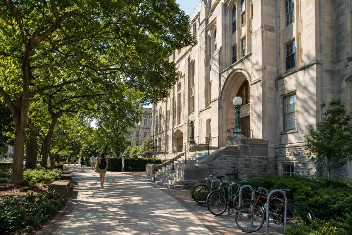 Editorial visualisation illustrating George Washington University; not a documentary photograph