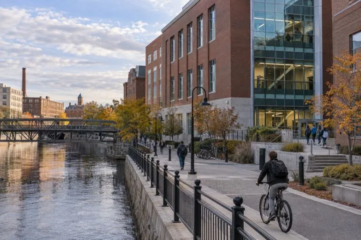 Editorial visualisation illustrating University of New Hampshire; not a documentary photograph